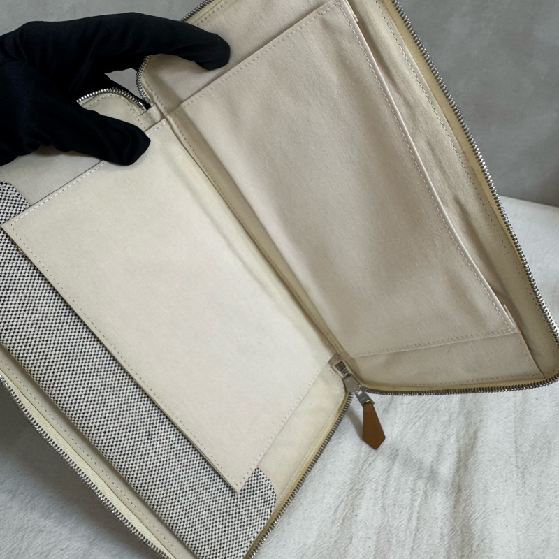 Hermes 黑拼色帆布亞麻ㄇ字拉鏈多功能手拿包-10