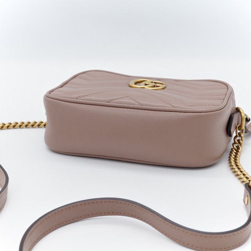 🌟超級新🌟【CP 精選🌟小編推薦】Gucci 古馳 Marmont 馬蒙18cm  奶咖色 牛皮 GG 金釦 鏈條包 相機包 斜跨包-11