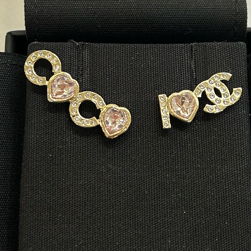 Chanel 雙C COCO愛心粉水鑽耳環-2