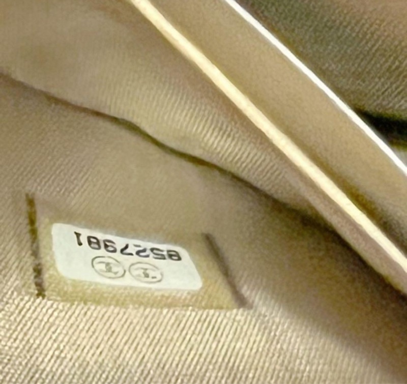 🍒CHANEL LOGO經典荔枝皮拉鍊4卡長夾 3F250911-1-10