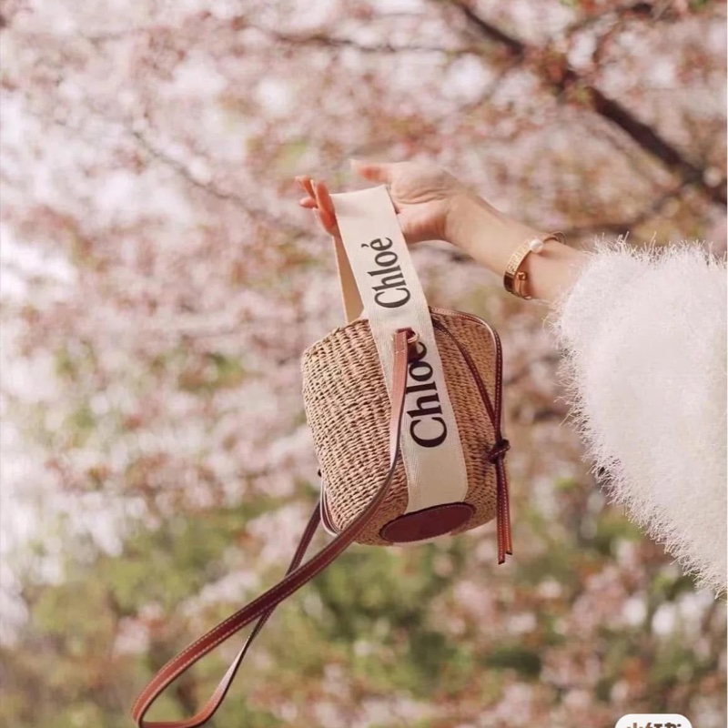 Chloe woody 經典草編水桶包-0