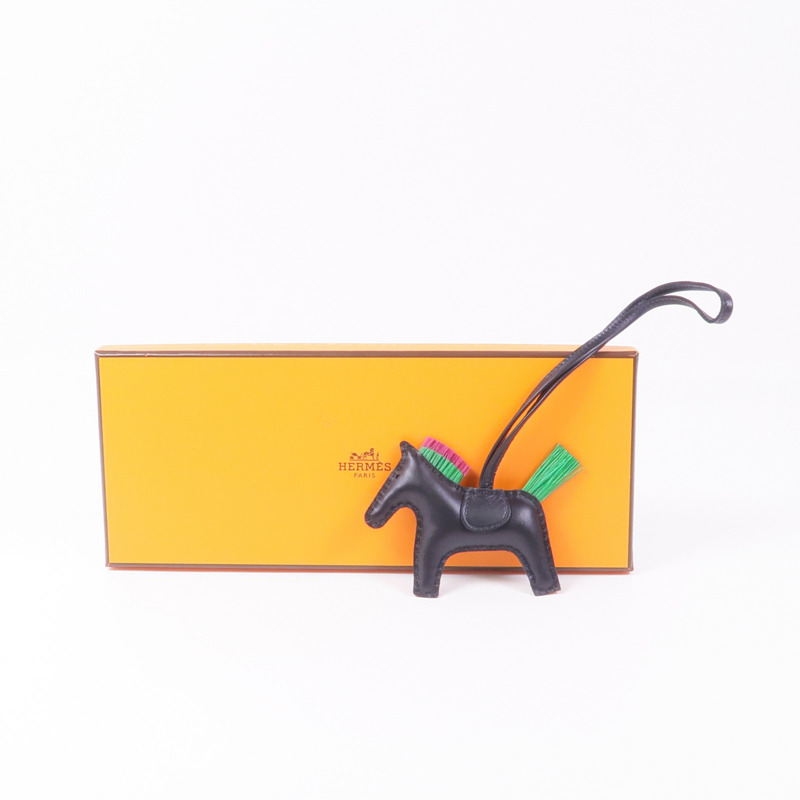 HERMES Milo皮革Rodeo PM掛飾Noir-6