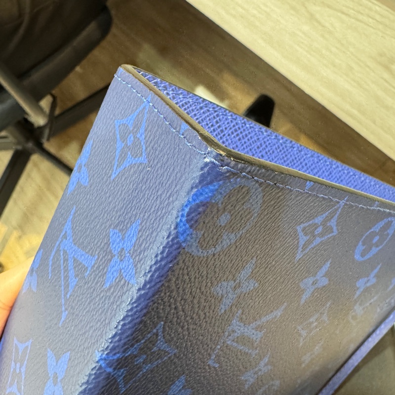 LV海洋藍色牛皮銀鍊Pochette Voyage MM手拿包M30423-8