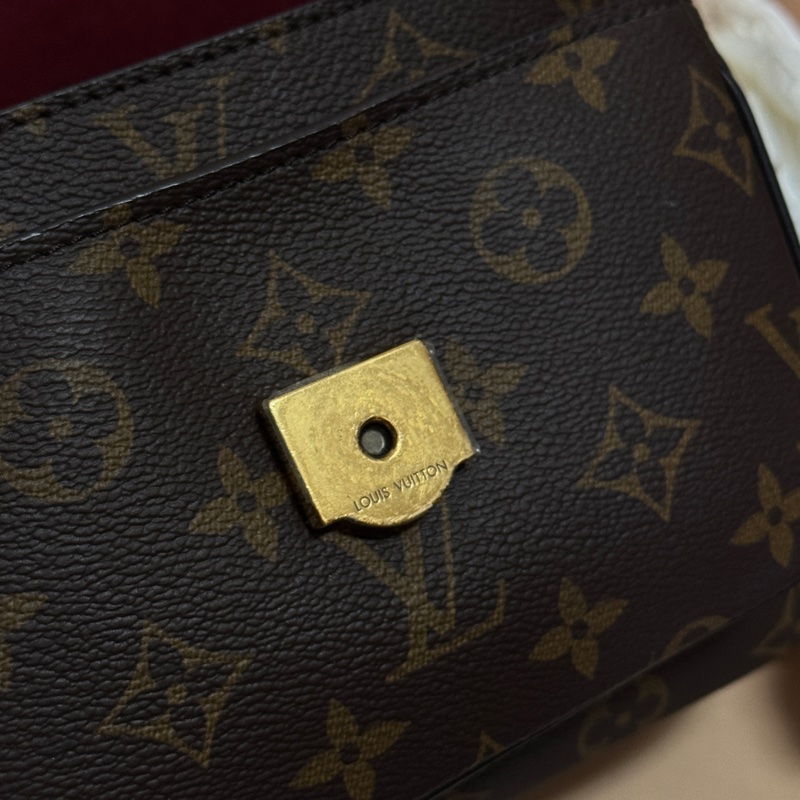 LV PASSY 郵差包-3