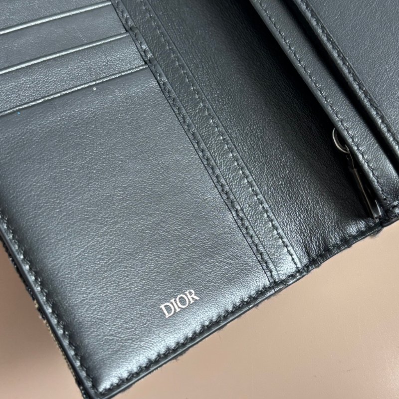 ::Christian Dior:: Oblique 緹花對開直式長夾-17