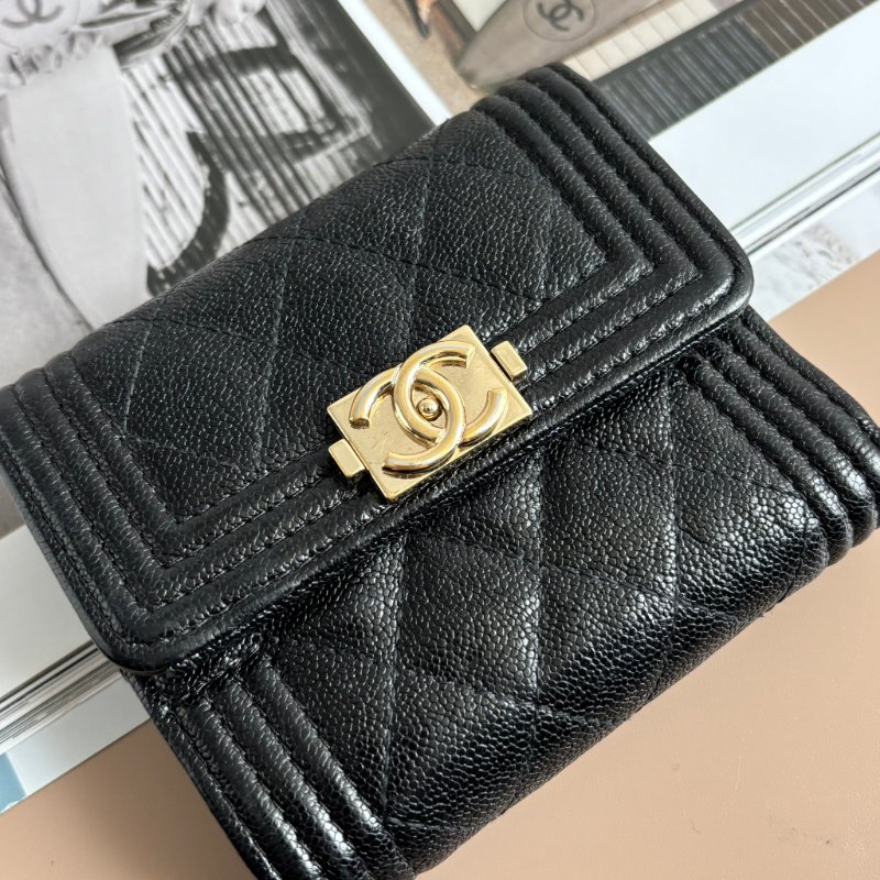 ::CHANEL:: BOY 金釦經典小型口蓋皮夾-2