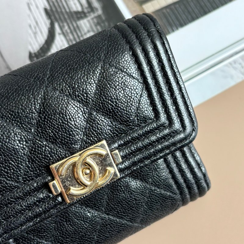 ::CHANEL:: BOY 金釦經典小型口蓋皮夾-20