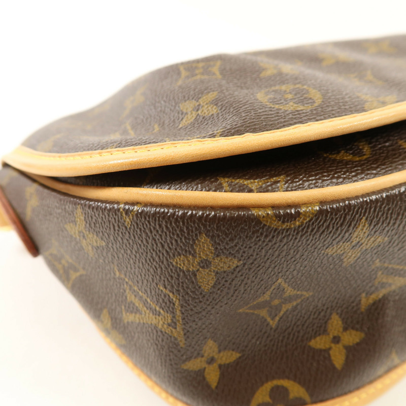 LOUIS VUITTON Monogram Menilmontant MM金扣肩背袋棕色-8