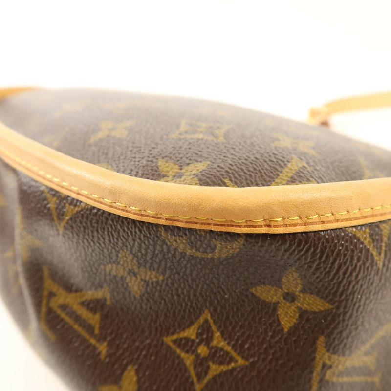 LOUIS VUITTON Monogram Menilmontant MM金扣肩背袋棕色-11