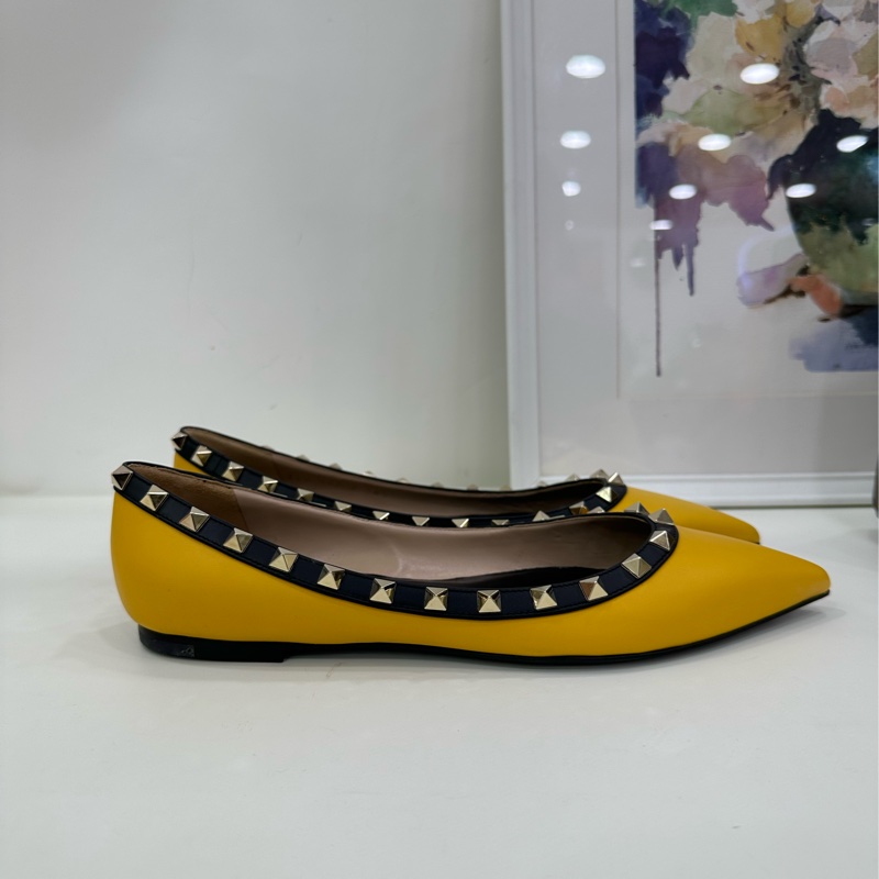 Valentino/華倫天奴黃色鉚釘平底單鞋 38.5碼-1