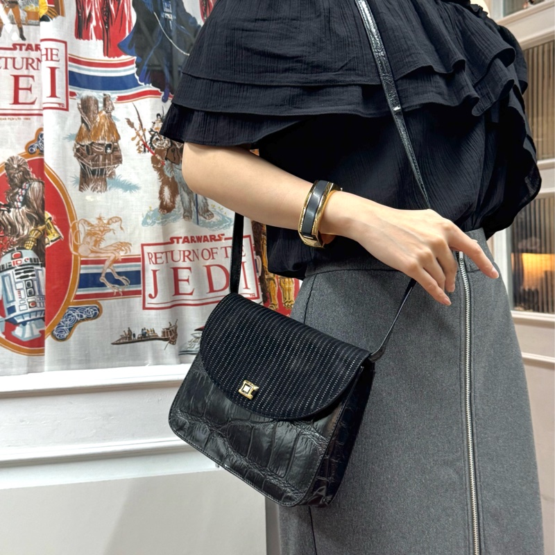 罕有 Bally 中古拼接皮革斜背包 豆腐包 黑色-1