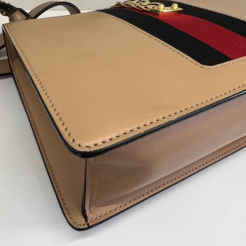 Gucci奶茶色牛皮塞爾維亞中號 肩背包 斜背包-8