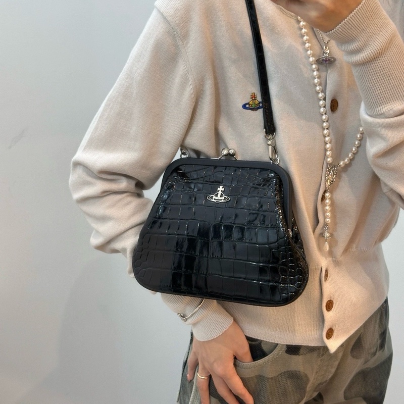 Vivienne Westwood 西太后 壓紋 手提包23*18cm-1