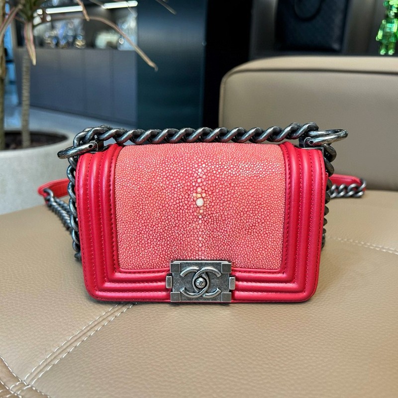CHANEL香奈兒❤️限量珍珠魚皮拼紅色羊皮復古銀mini leboy鏈條 肩背包斜背包-0
