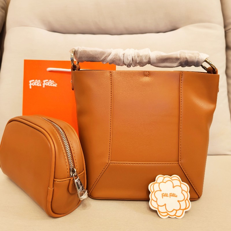 Folli Follie牛皮水桶子母包-3