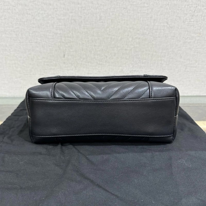 CHANEL 黑金琺瑯扣V紋cf小號肩背斜背相機包22*8*13 98新 配件盒子塵袋保卡-6