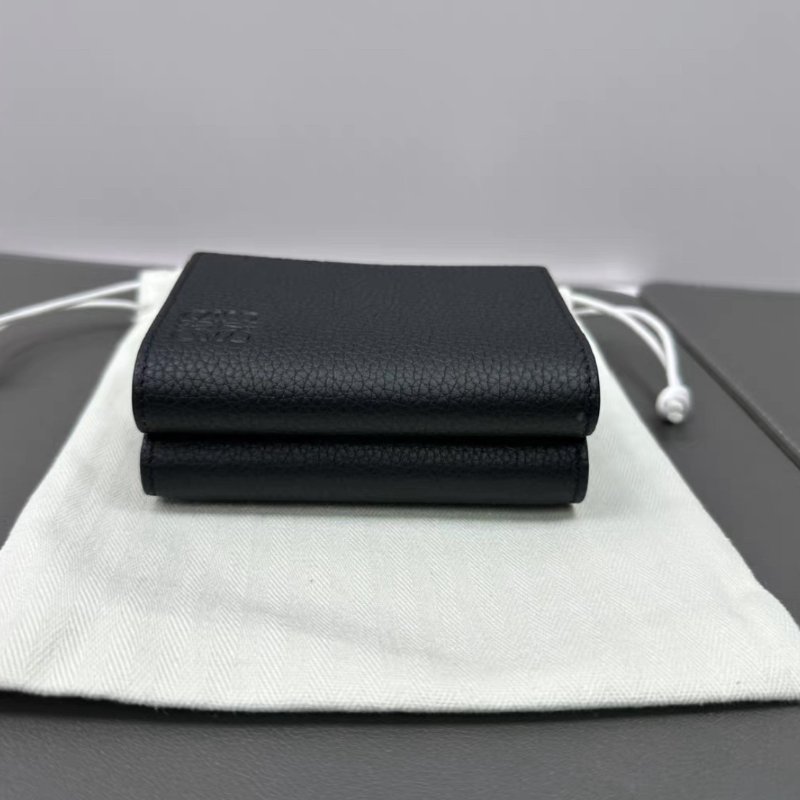 LOEWE 黑銀荔枝牛皮折疊多卡位錢包10*8*4 全新閒置配件盒子塵袋-3