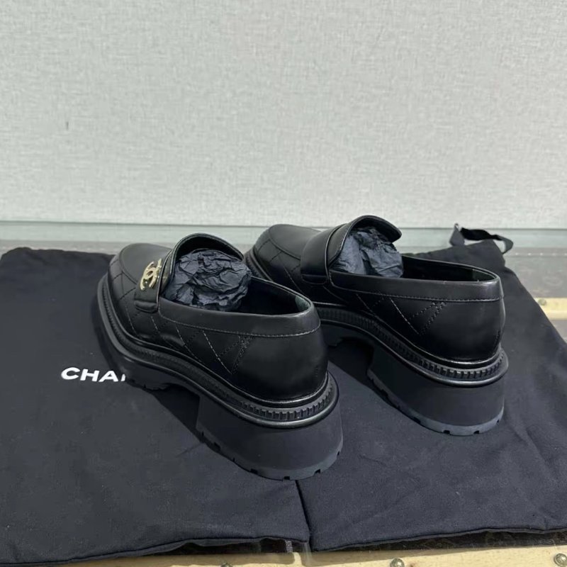 CHANEL 金扣菱格樂福鞋 35號 全新配件:盒子塵袋-2