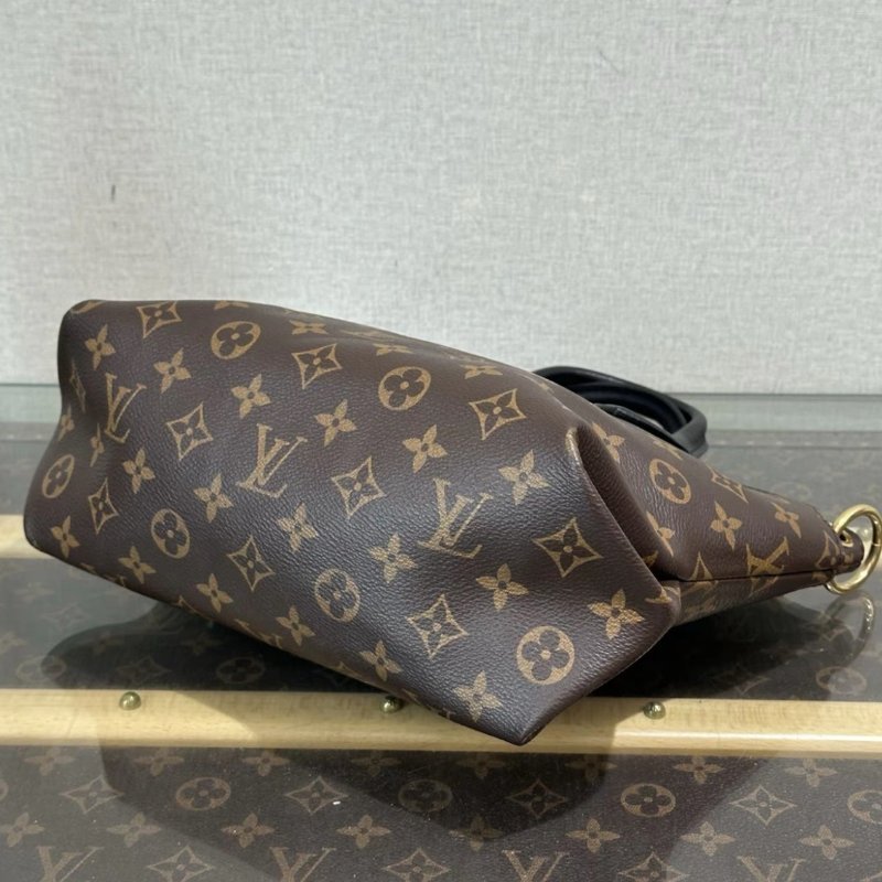 LV 經典老花金扣手提餃子包30*22*11 98新配件鑰匙鎖 塵袋-4