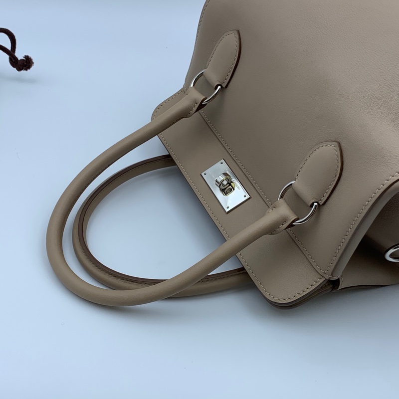 Hermes/愛馬仕 是時候換新包啦 Hermes愛馬仕Toolbox20牛奶盒子 风衣灰色 銀扣，T刻，swift 皮-5