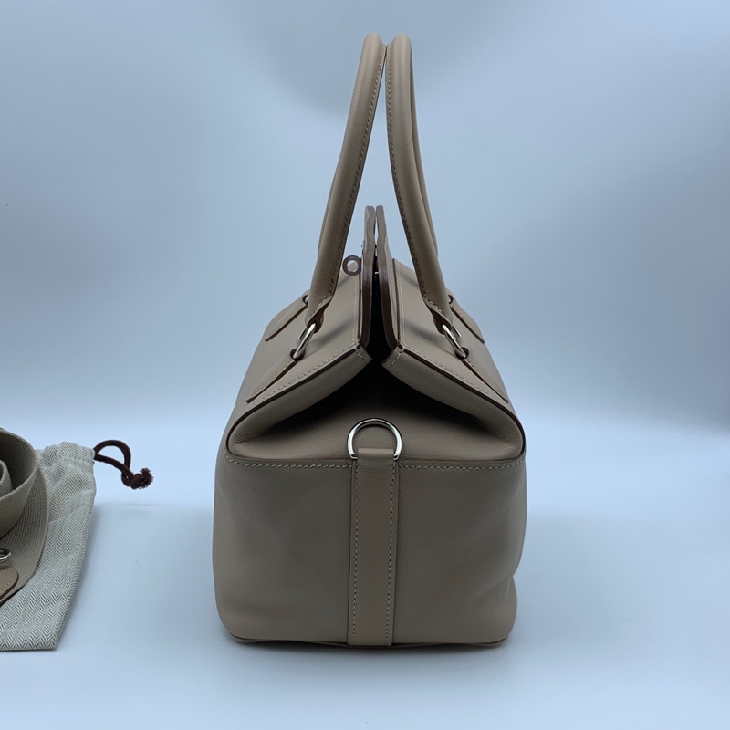 Hermes/愛馬仕 是時候換新包啦 Hermes愛馬仕Toolbox20牛奶盒子 风衣灰色 銀扣，T刻，swift 皮-7