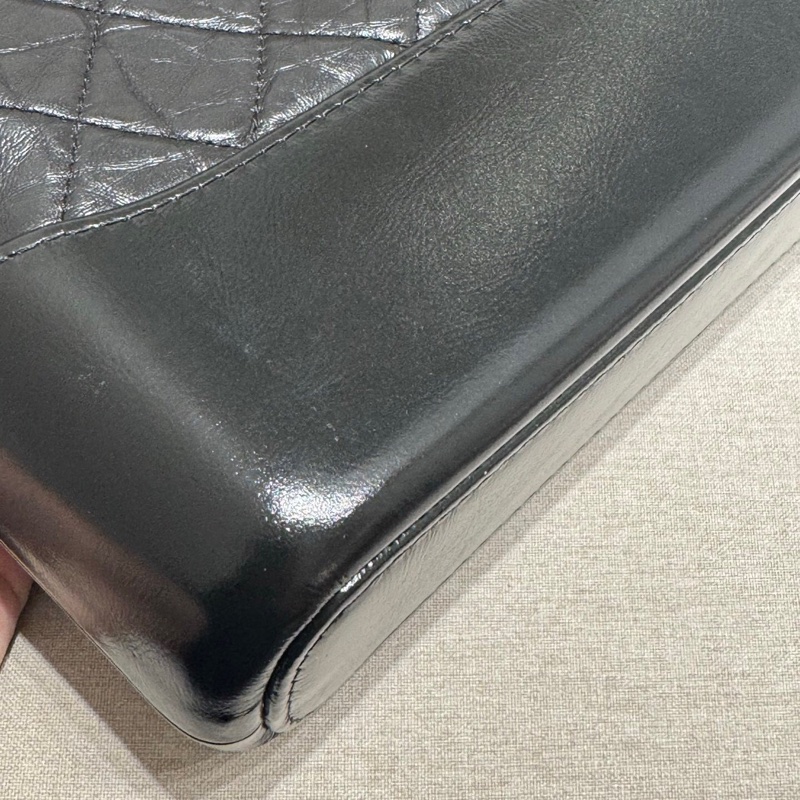 CHANEL黑色流浪包新中號-11