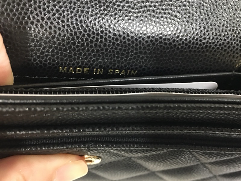 全新 Chanel 水鑽荔枝紋中夾-3