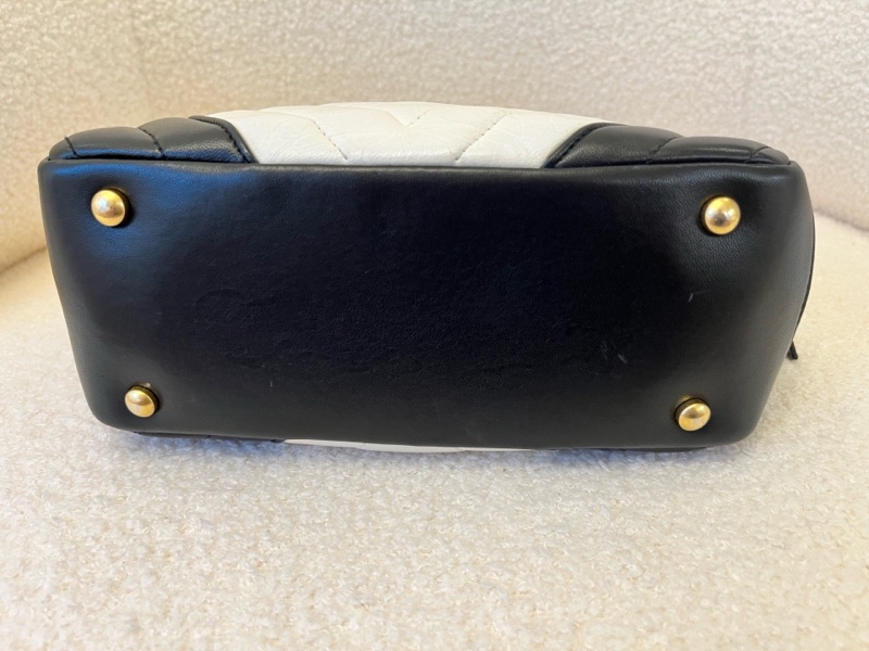 香奈儿Chanel V纹相机包 黑白配色特別美-2