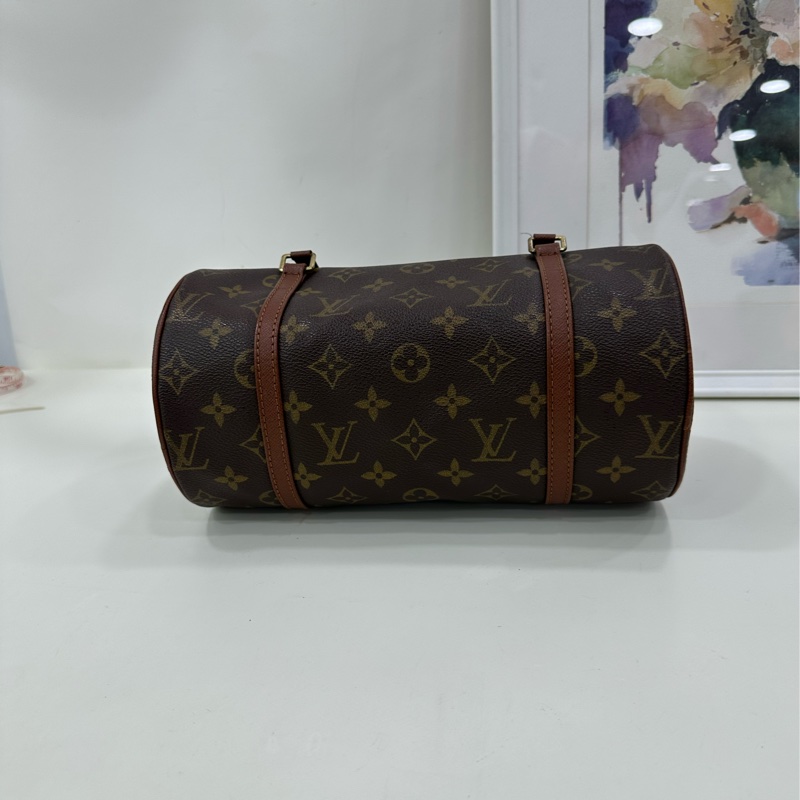 LV老花巴比龍圓筒包手拿包，經典老花配紅色皮質飾邊，尺寸26*13cm 原始成色無破無裂-8