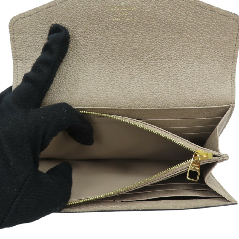 米色 原花壓紋牛皮 Sarah 扣式長夾 M82256 M82256-5