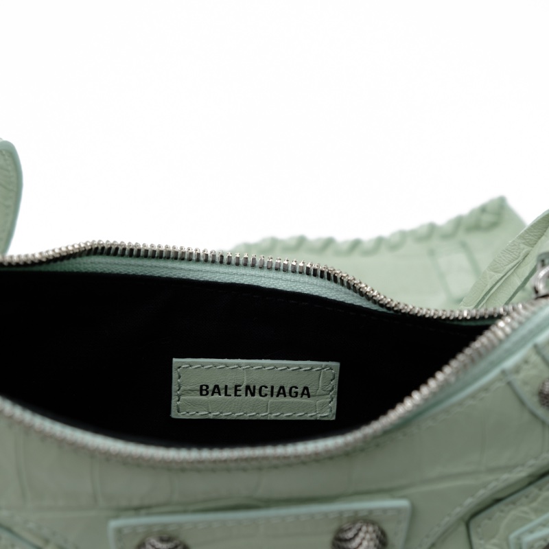 【二手精品】Balenciaga Le Cagole XS Shoulder Bag 淺綠色壓紋皮革 斜背包 肩背包 附鏡子 巴黎世家-13