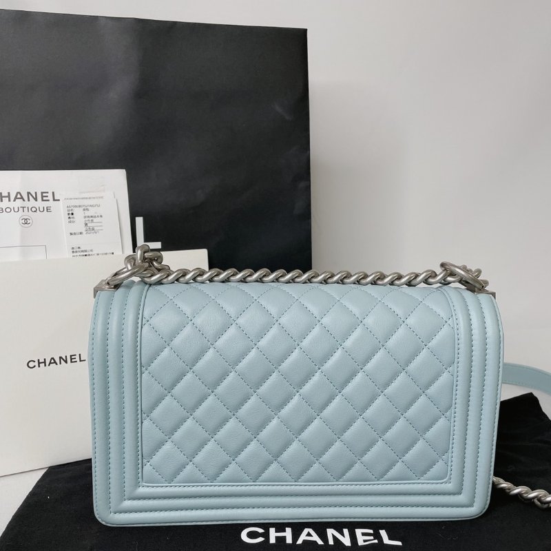 CHANEL 菱格紋光滑牛BOY 25-1