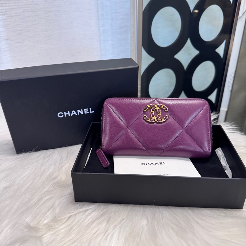 Chanel 紫羊皮19拉鍊中夾-0
