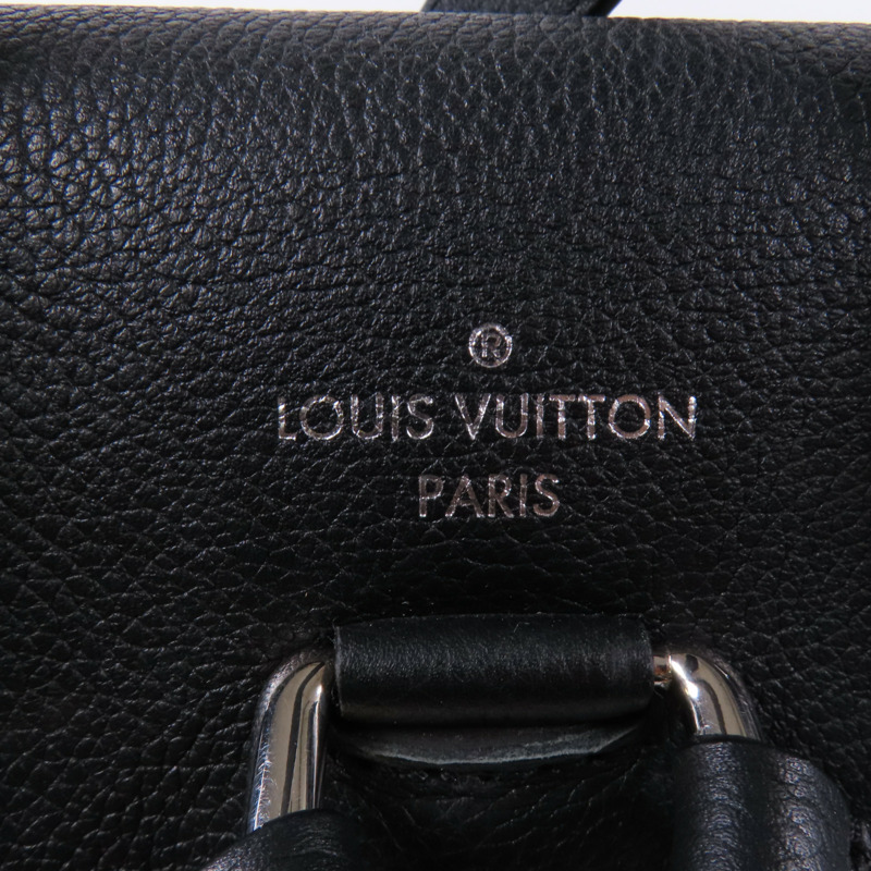 LOUIS VUITTON 牛皮皮革Lock Me Backpack銀扣背包-12