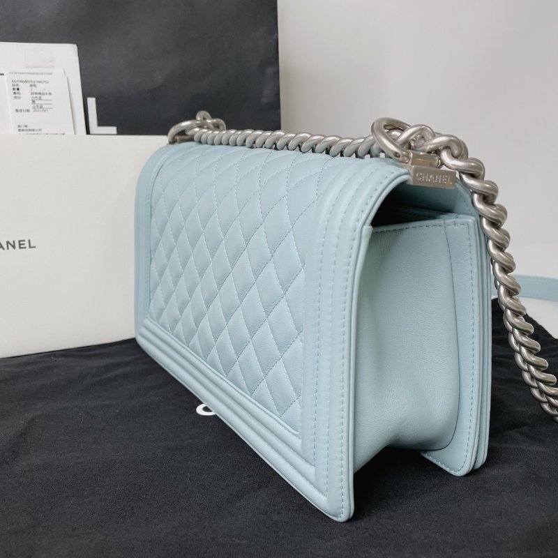 CHANEL 菱格紋光滑牛BOY 25-4