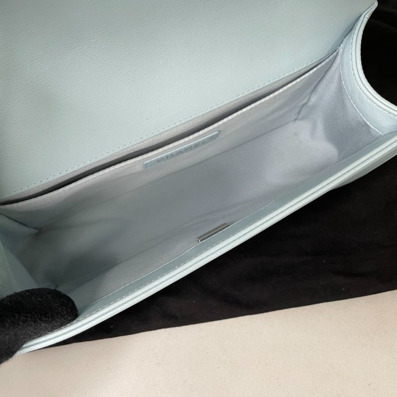 CHANEL 菱格紋光滑牛BOY 25-7