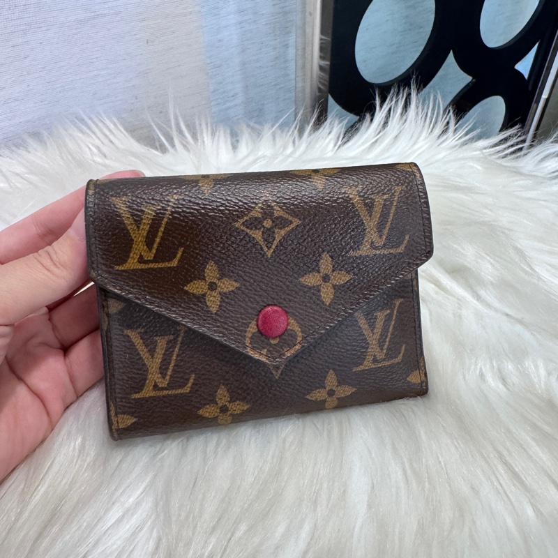 LV Victorine 老花三折短夾-0