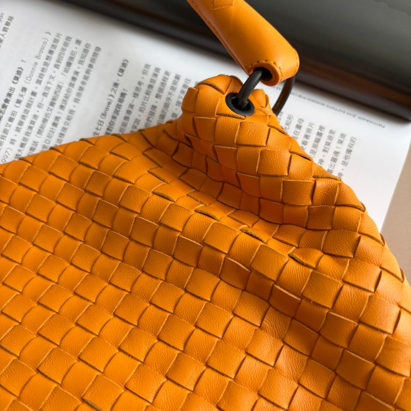 ::Bottega Veneta:: BV 編織橘黃色手提包 肩背包 水桶包-3