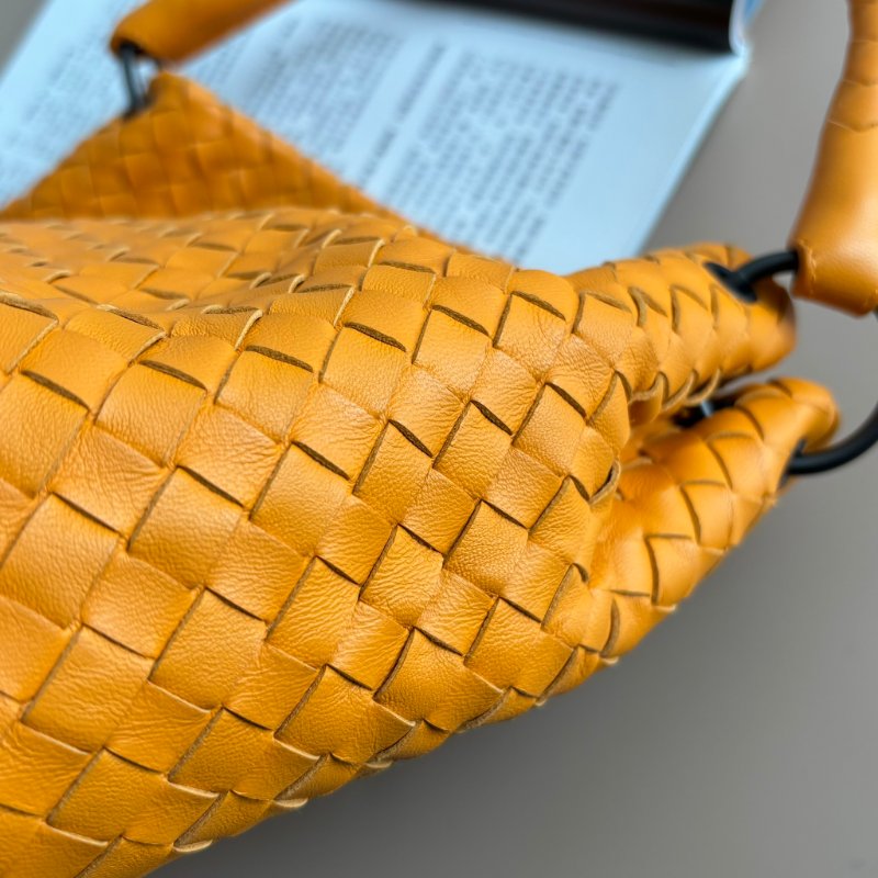 ::Bottega Veneta:: BV 編織橘黃色手提包 肩背包 水桶包-11
