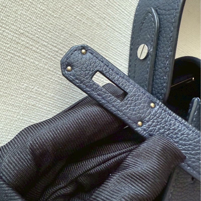 HERMÈS 愛馬仕 Kelly Depeches 25 手拿包 經典優雅 稀有收藏-11