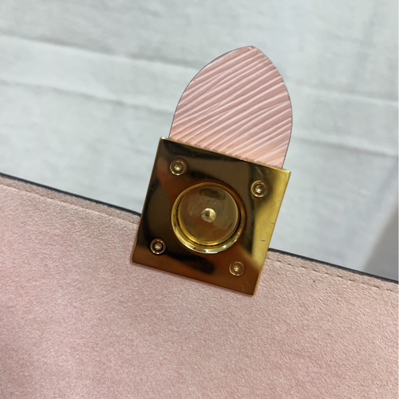 LV Locky BB二用斜背包-6