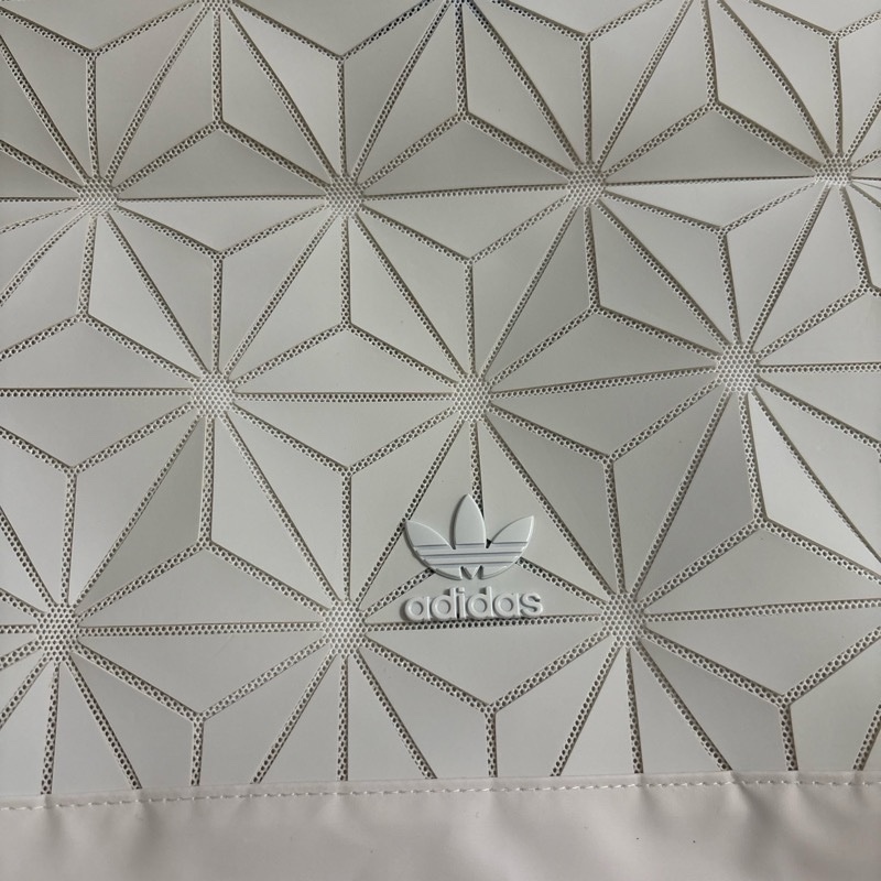 adidas x三宅ㄧ生 白色後背包/運動背包-4