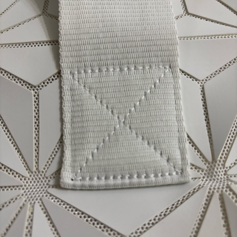 adidas x三宅ㄧ生 白色後背包/運動背包-6