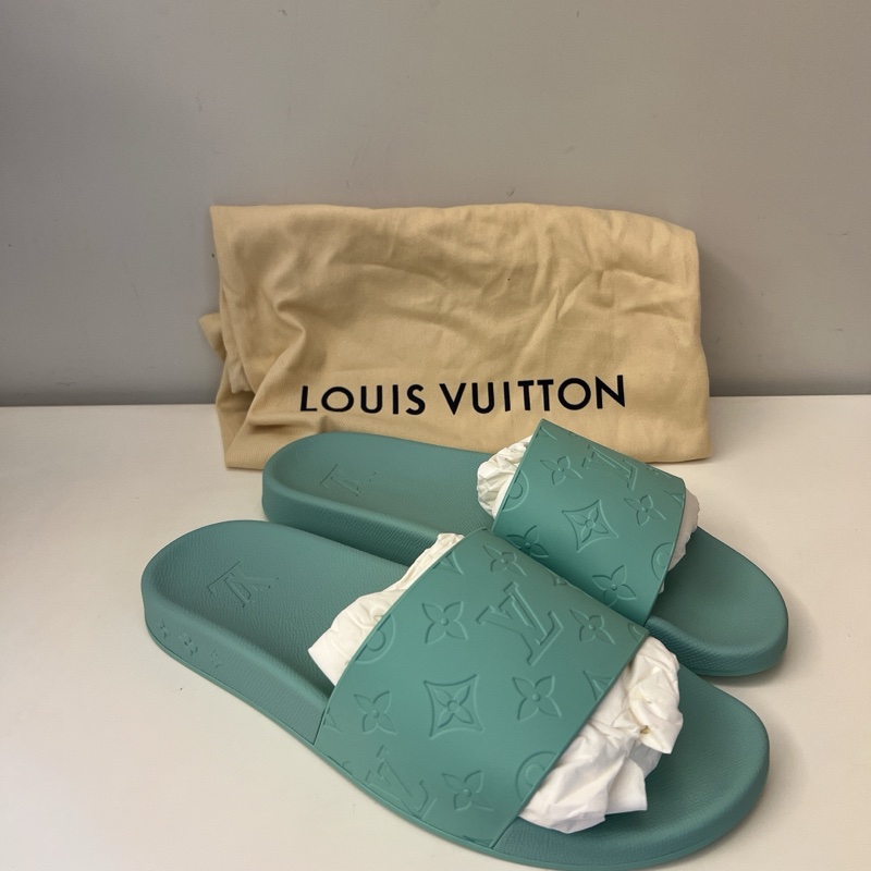 LOUIS VUITTON LV薄荷綠色滿印拖鞋 老花壓紋拖鞋-0