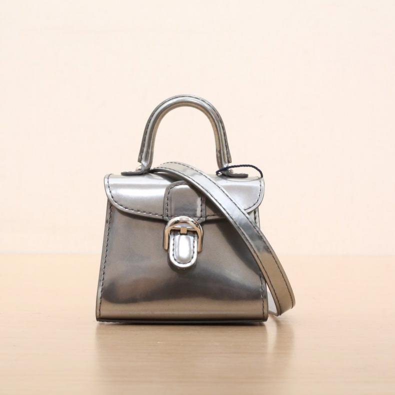 銀色 漆皮 德爾沃 超迷你 鑰匙包 掛件包 斜挎包-0