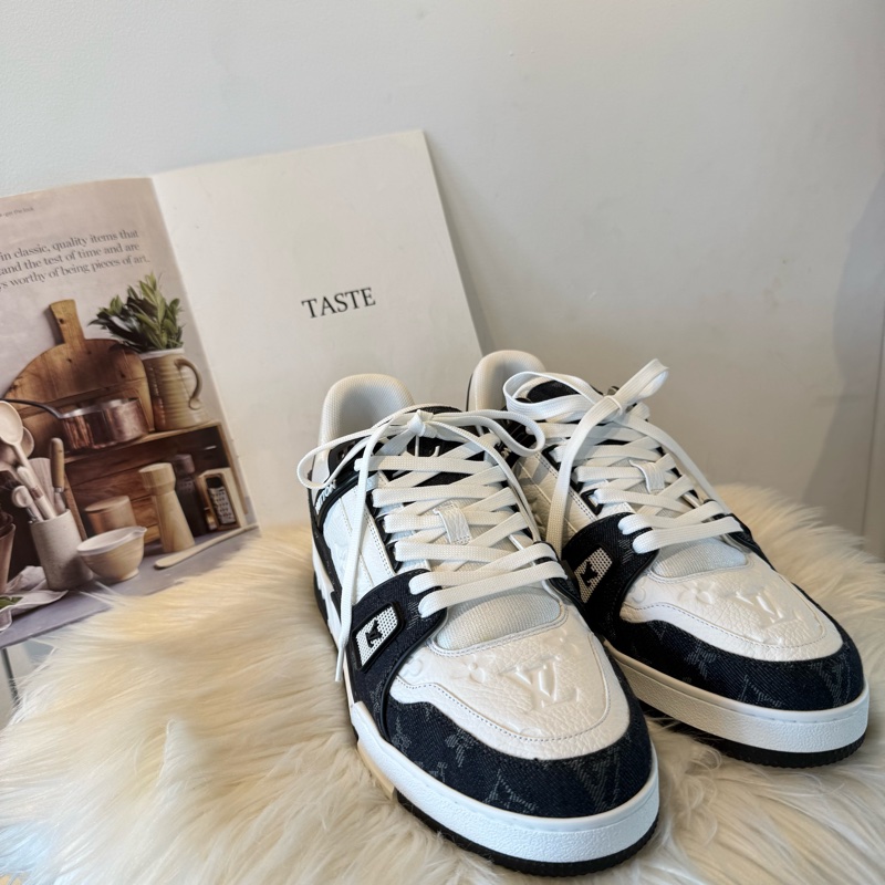 全新 LV Trainer 運動鞋-1