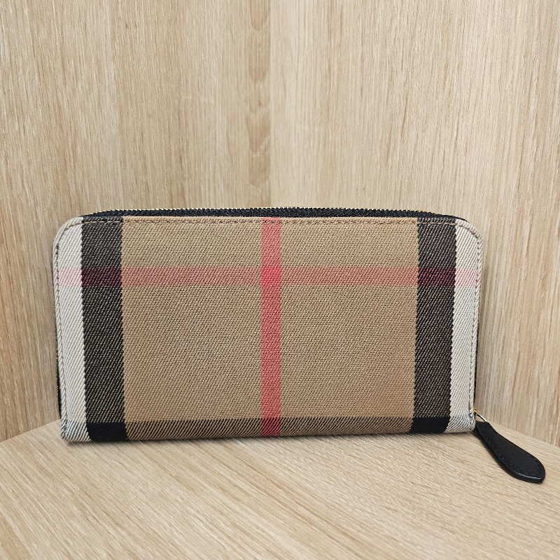 [絕版品出清🫢] Burberry經典格紋黑牛皮拉鏈長夾-1