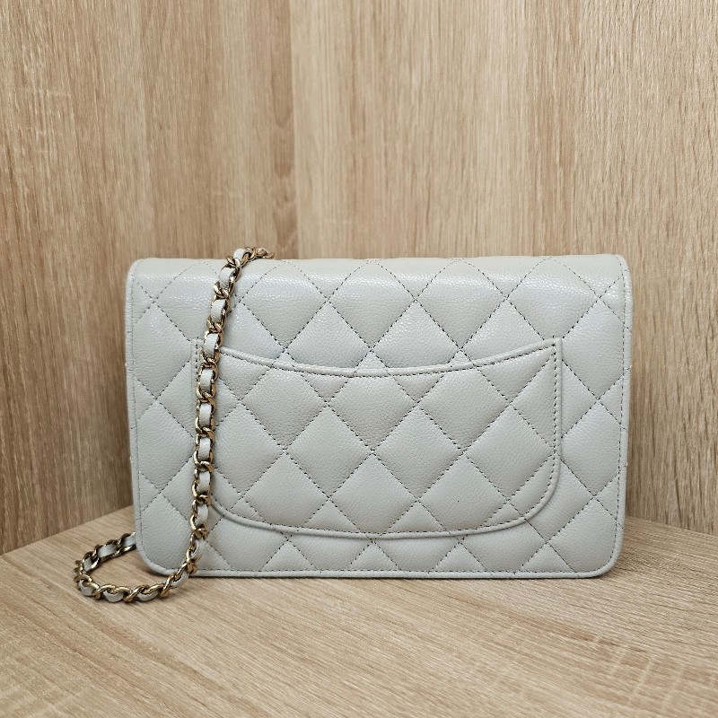 [出清回饋❣️] Chanel香奈兒 淺灰荔枝皮淡金釦斜背WOC-1