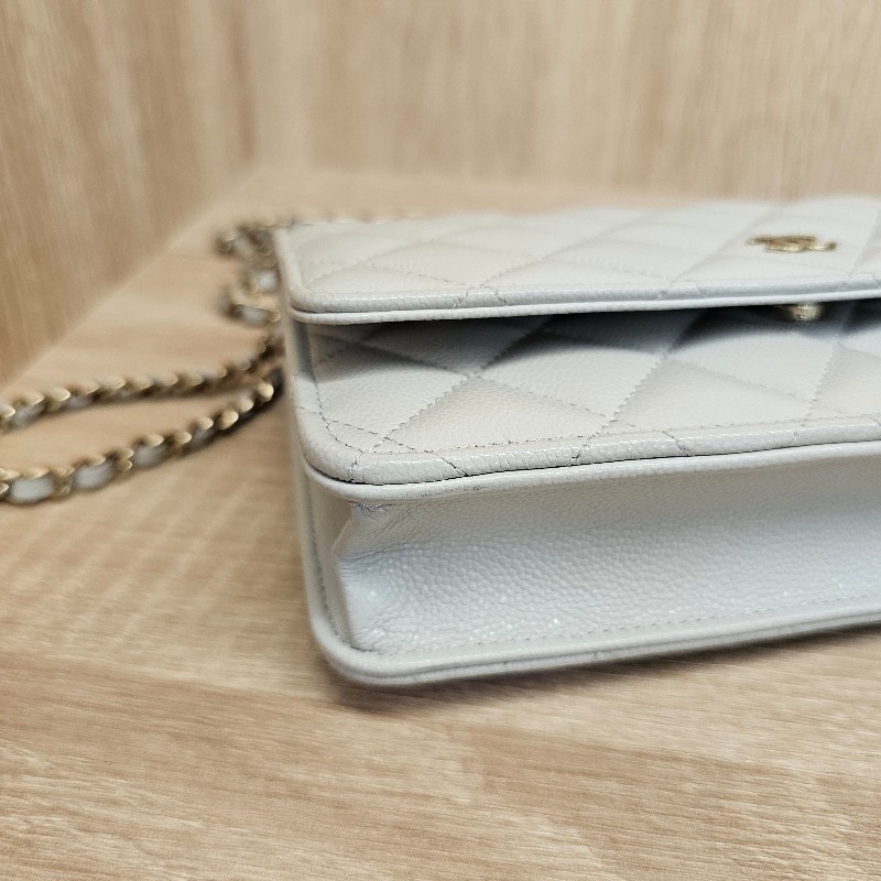 [出清回饋❣️] Chanel香奈兒 淺灰荔枝皮淡金釦斜背WOC-6