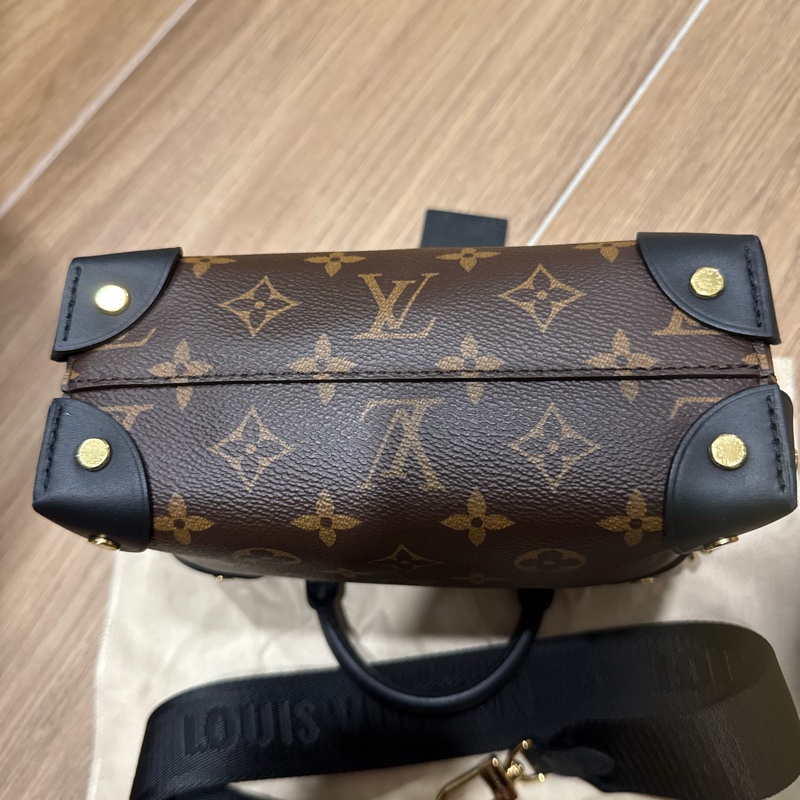 LV軟盒子便當盒M45571-2